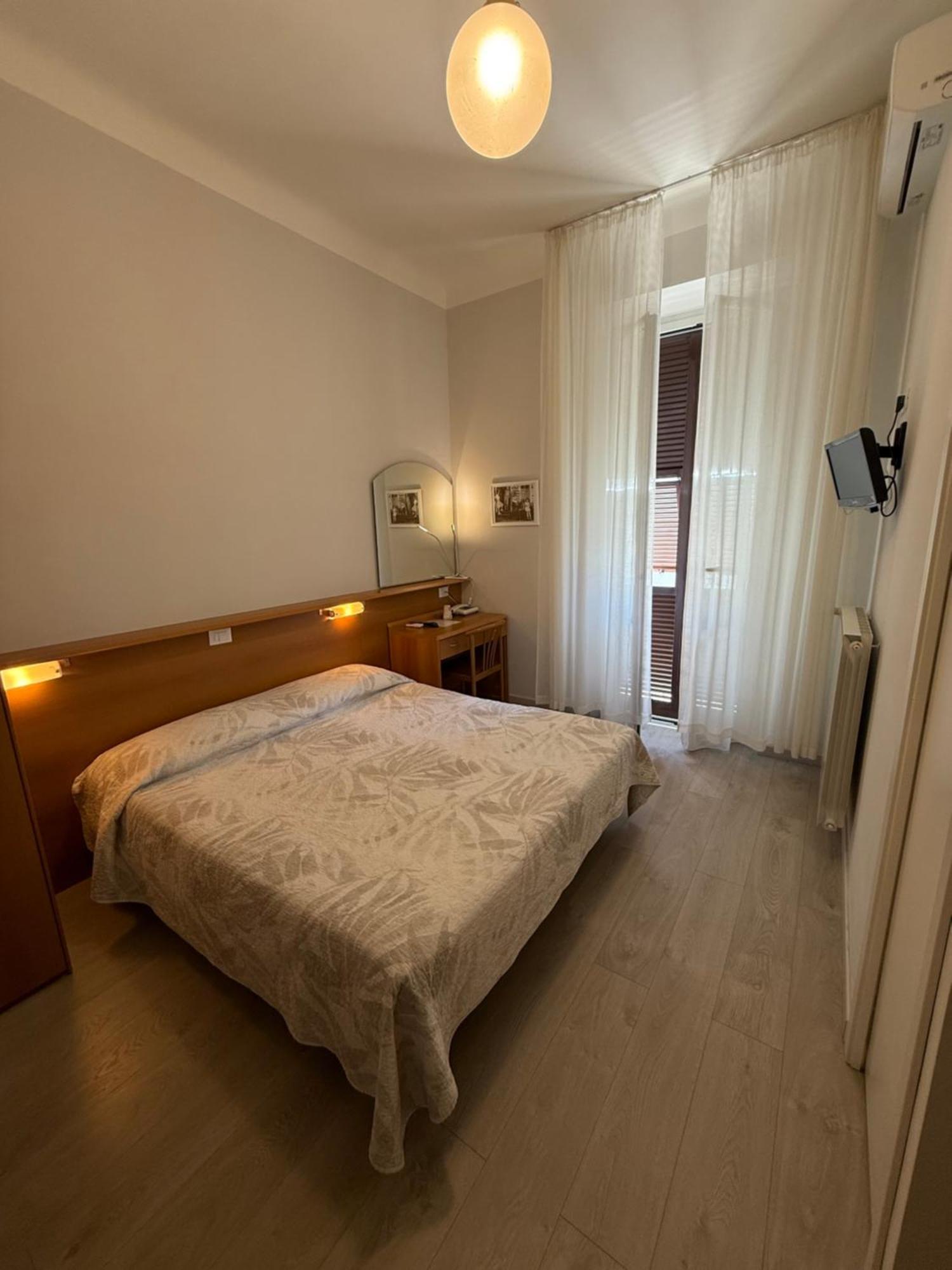 Hotel Fiorenza & Banksia Meuble Alassio Zewnętrze zdjęcie