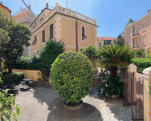 Hotel Fiorenza & Banksia Meuble Alassio Zewnętrze zdjęcie