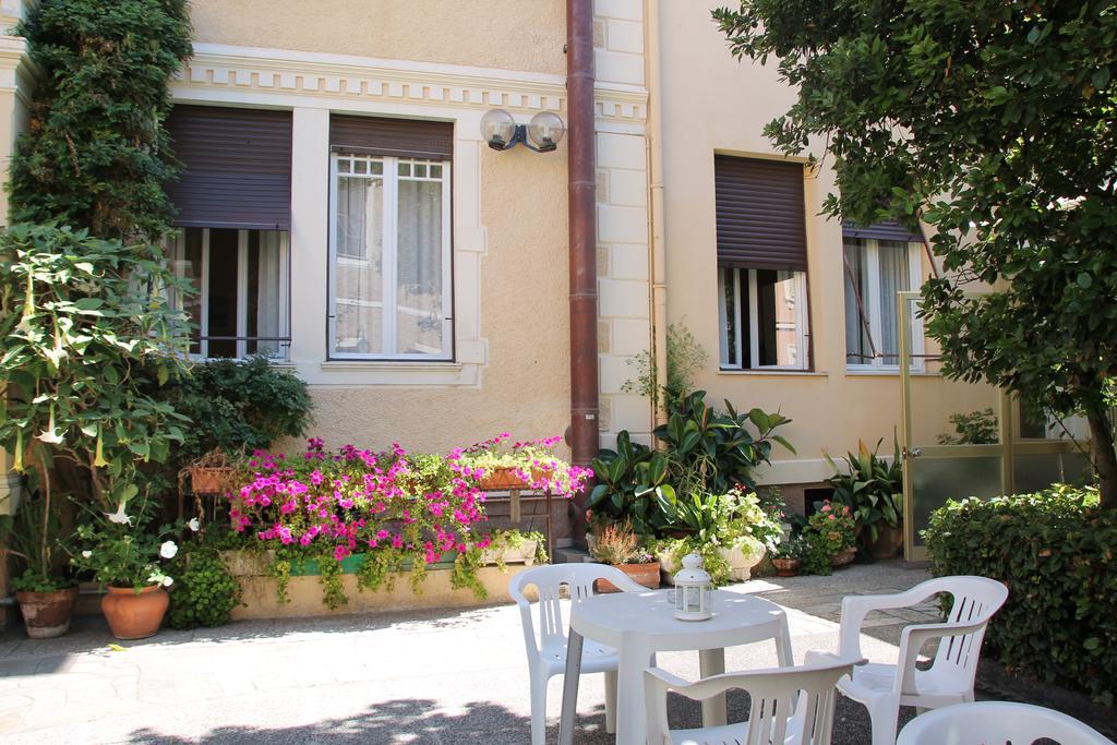 Hotel Fiorenza & Banksia Meuble Alassio Zewnętrze zdjęcie